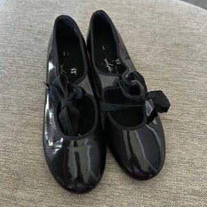 Tap shoes for girls